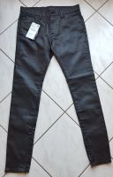 ZARA Hose / Jeans *NEU* (shiny schwarz) Gr.38 Hessen - Wiesbaden Vorschau