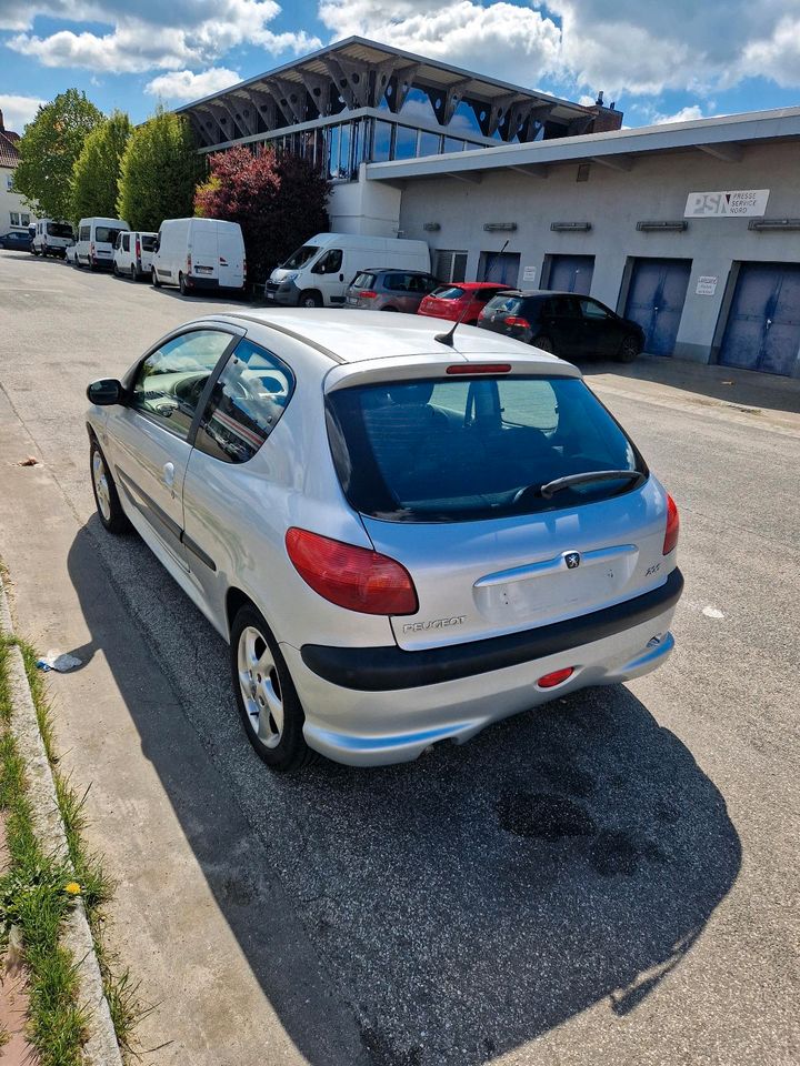 Peugeot 206 tüv 04.2026 in Bremerhaven