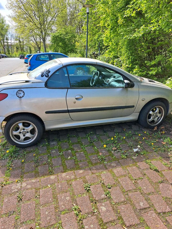 Schöner silber Flitzer in Wolfenbüttel