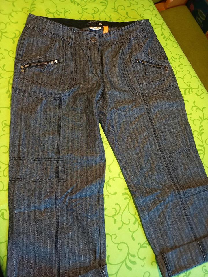 Street One Elly Gr. 42  Hose Bermuda Capri NEUWERTIG in Altheim (bei Riedlingen)