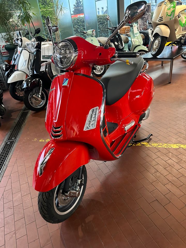 Vespa GTS Super 300 RST - Neu - "SOFORT" in Leverkusen