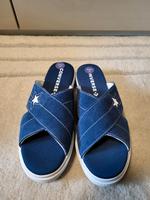 converse Damen Slipper Hausschuhe Gr.39 Nordrhein-Westfalen - Leverkusen Vorschau