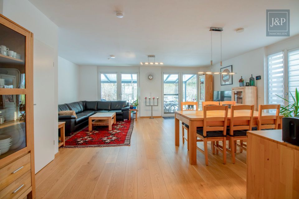 RESERVIERT! Luxus und Energieeffizienz kombiniert - Genießen Sie Ihr Zuhause mit Dachterrasse! in Berlin