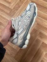 Asics grau weiß Bielefeld - Bielefeld (Innenstadt) Vorschau