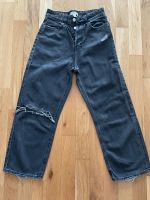 H&M High Waist Jeans Wide Legs Hose schwarz/grau Gr. 36 Stuttgart - Zuffenhausen Vorschau