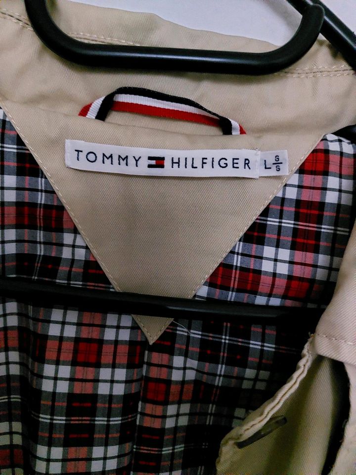 Trenchcoat beige Gr.L von Tommy Hilfiger in Hamburg