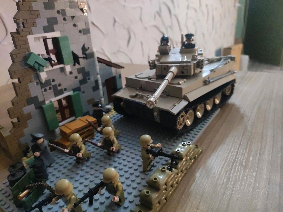 Klemmbausteine WW2 Soldaten Figuren Armee Panzer Tiger in Mayen