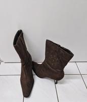 Braune Stiefel von Esprit, Gr. 40 Niedersachsen - Stuhr Vorschau