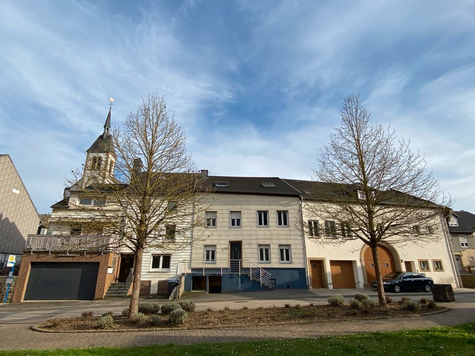 Umfangreich modernisiertes Einfamilienhaus mit integrierter Einliegerwohnung in Grenznähe findet Sie als neue Bewohner! in Wellen