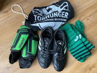 Fussballschuhe 35 Nocken mit Schienbeinschoner und Strümpfen Bayern - Oberstdorf Vorschau