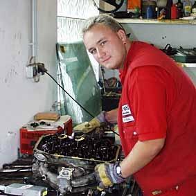 Motor Überholt RENAULT LAGUNA II (BG0/1_) 2.0 DCI M9R 760 M9R 74 in Felsberg