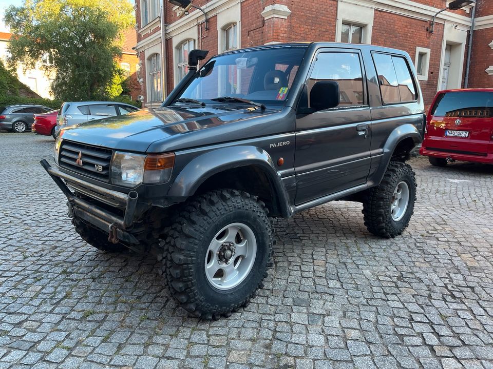 Mitsubishi Pajero 3000 V6 Offroad / Trial in Rathenow