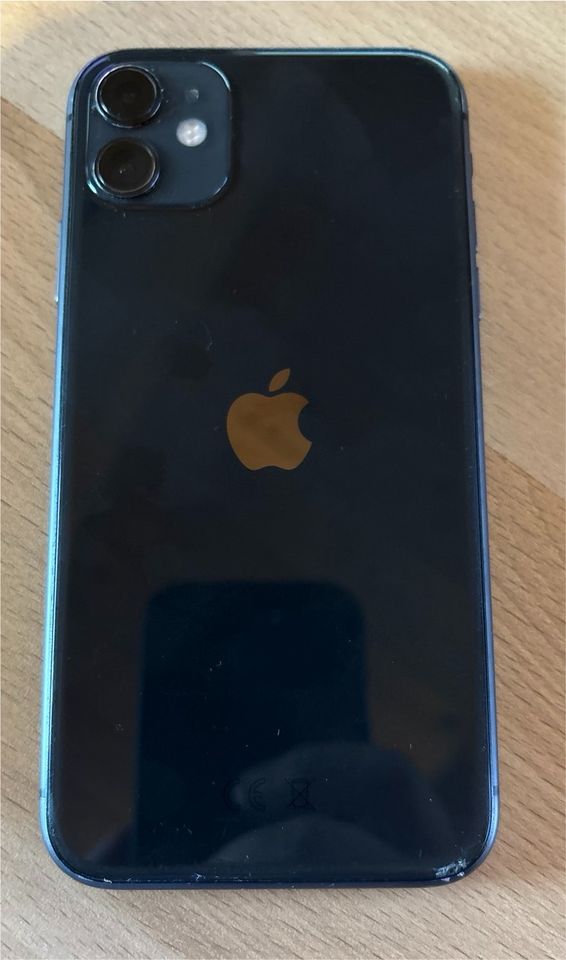 iPhone 11 64GB Black in Rohr