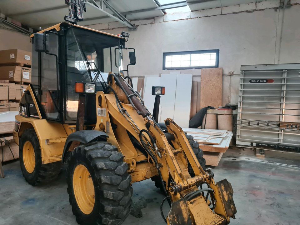 Suche Radlader cat 906 mit motorschaden in Görlitz