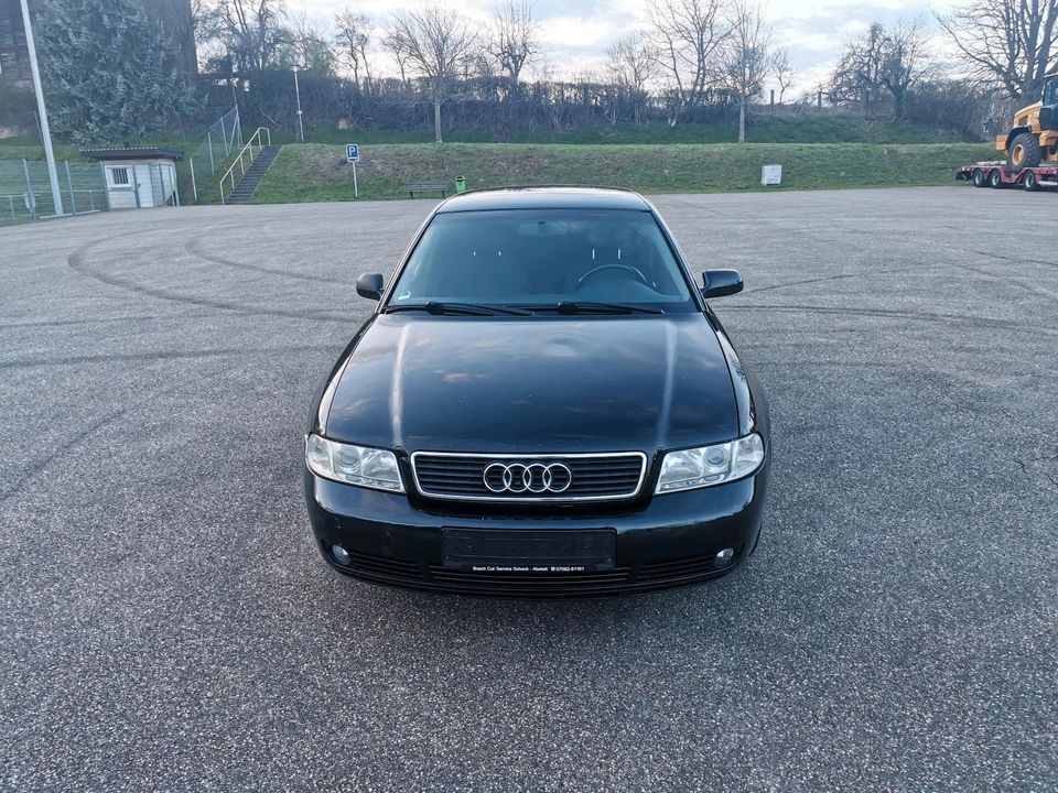 Audi A4 B5 2.4 in Dielheim