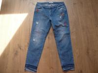 Ankle Stretch Jeans von Monari mit Zierperlen und Abreibungen 44 Hessen - Nidda Vorschau