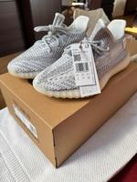 YEEZY BOOST 350 V2 STATIC Größe 42,5 München - Maxvorstadt Vorschau