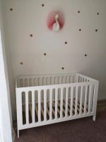 Baby Bett Julius Zöllner 70x140 weiß lackiert + Matratze Paradies Nordrhein-Westfalen - Kempen Vorschau