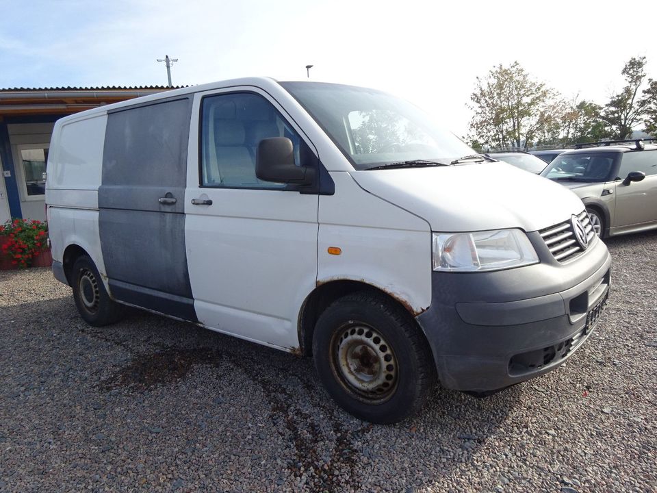 Volkswagen T5 Transporter Kasten-Kombi Mit Kühler in Dresden