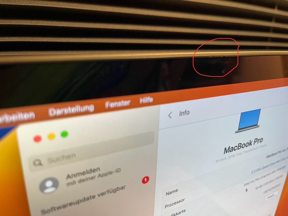 MacBook Pro 2018 13-Inch 2,3 GHz in Schenefeld