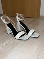 Offene Schuhe mit Blockabsatz Bayern - Weitramsdorf Vorschau