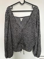 Bluse mit Blümchenmuster Niedersachsen - Lingen (Ems) Vorschau
