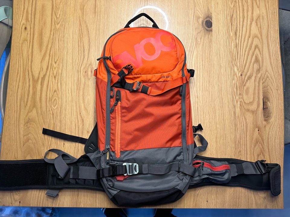 Evoc Ski-und Snowboardrucksack in Estorf