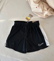 Nike Sport shorts Bayern - Weißenburg in Bayern Vorschau