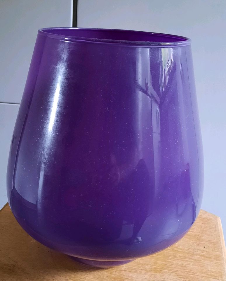 Blumenvase, Vase in Marburg