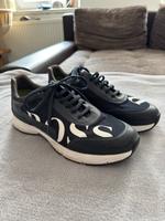 Hugo Boss Herren Schuhe 44 WIE NEU Sachsen - Schwarzenberg (Erzgebirge) Vorschau