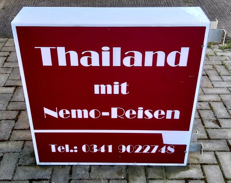 Werbeschild,Werbung,Leuchtreklame,Werbetafel,Reklameschild in Dessau-Roßlau