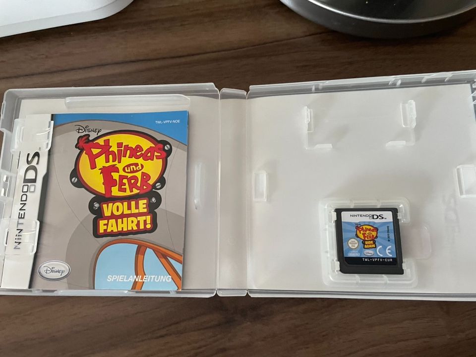 Nintendo Ds Lite inkl Spiel in Panitzsch