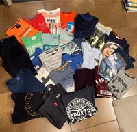 Großes Klamotten Paket(Pullover,T-Shirts ,etc.)Größe 146/152 Niedersachsen - Oyten Vorschau