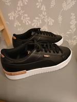 Sportschuhe/ Sneaker Thüringen - Römhild Vorschau
