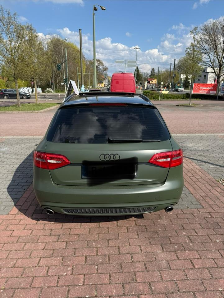 Audi A4 Avant B8 / TÜV neu / Pano/ Fahrwerk / Camouflage / s line in Berlin