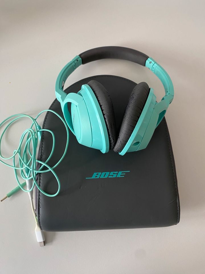 Bose Kopfhörer mint in Leverkusen