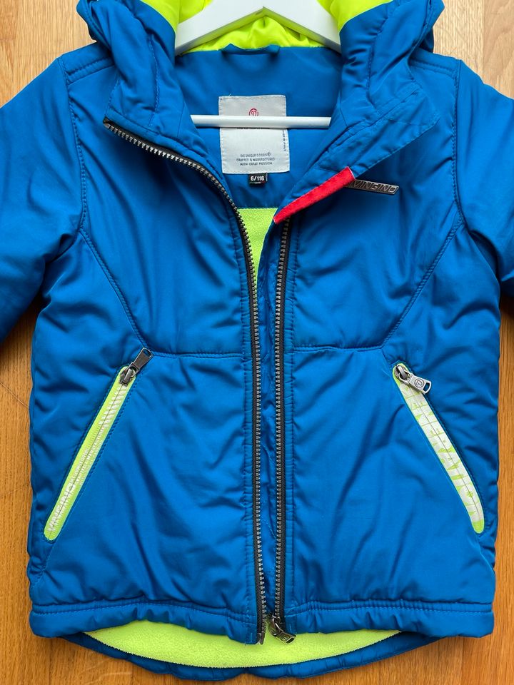 Jungen Vingino Winter/übergangsjacke gr. 116 in Düsseldorf