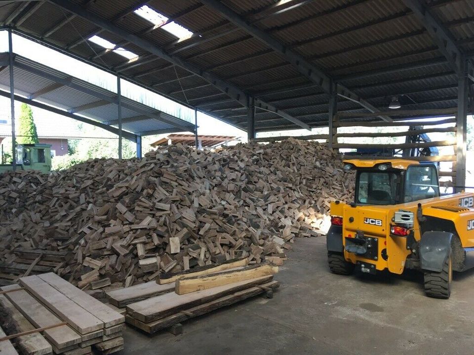 Kaminholz Brennholz Buche, Esche, Birke, Fichte, Lärche trocken in Steinfurt