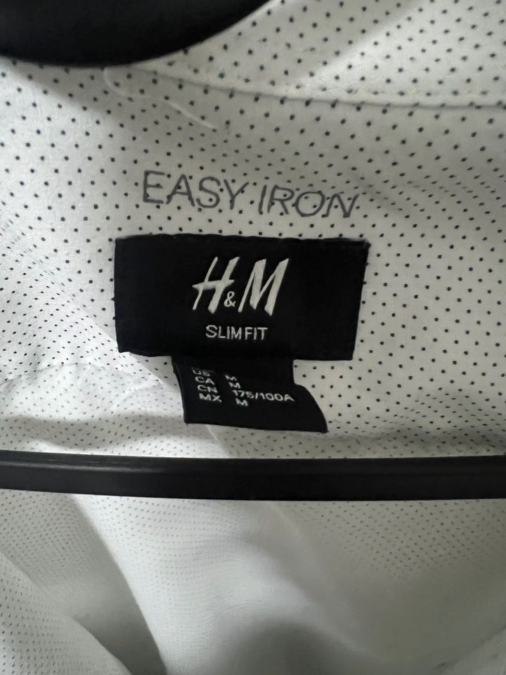 Hell Graues H&M Hemd Größe M in Düsseldorf