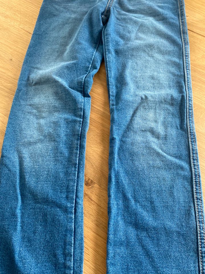 Jeggins H&M 140 152 Jeans blau in Obernkirchen