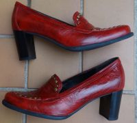 Högl Pumps in dunklem warmen Rot in Gr. 5 / 38 (ca. 24 cm) - NEU Kr. München - Unterschleißheim Vorschau