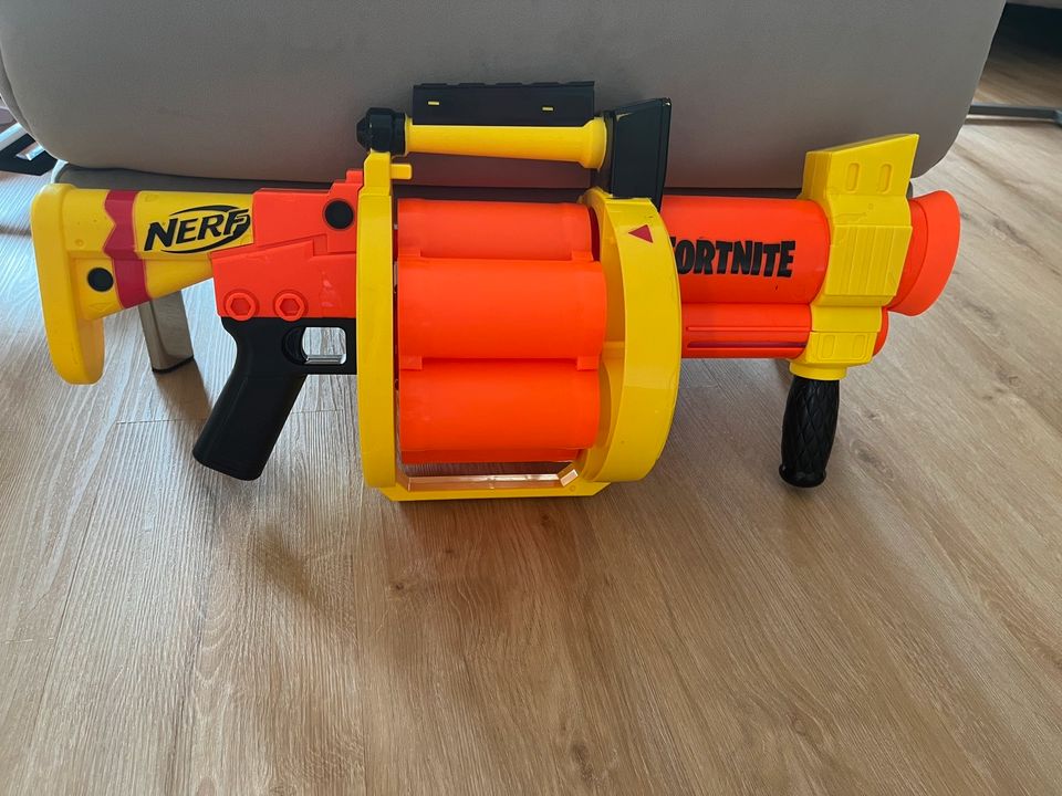 Nerf Fortnite Granatwerfer in Bad Segeberg