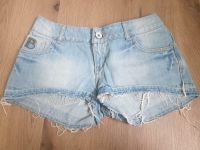 Bershka Damen Jeans Shorts Gr. 38 Nordrhein-Westfalen - Warstein Vorschau