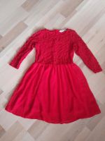 Festliches rotes Spitzenkleid von H&M,  Gr.  152 Baden-Württemberg - Freiburg im Breisgau Vorschau