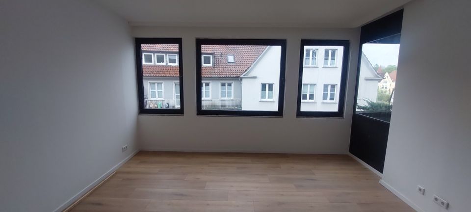 Große und helle 3 - 4 Zimmer Wohnung im Zentrum von Bad Salzuflen in Bad Salzuflen