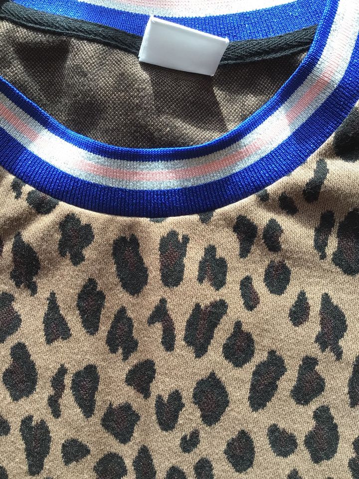 Sweatshirt Animal leo braun schwarz silber blau Impressionen ♥️ in Augsburg