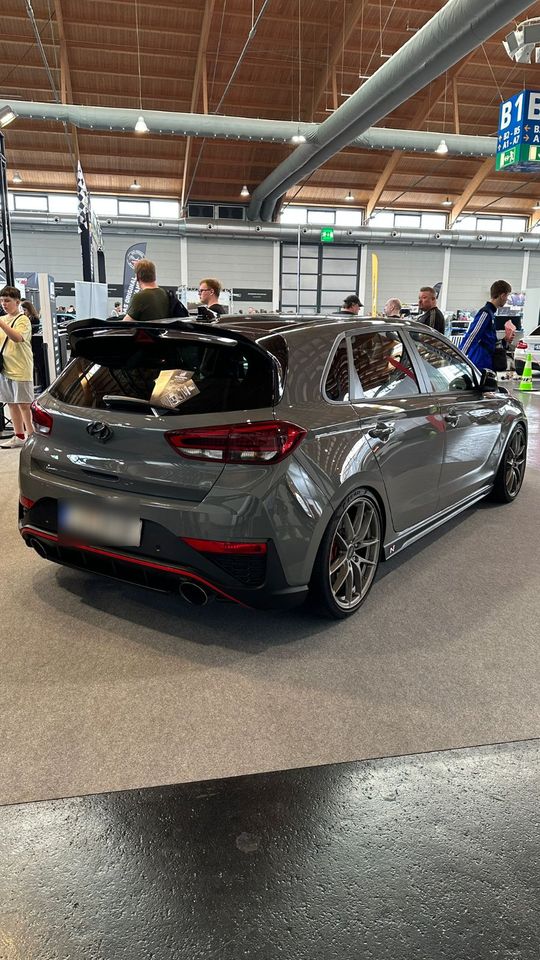 I30 N Performance Facelift, Schalensitze, DCT, Carbon, OZ Racing in Weißensberg