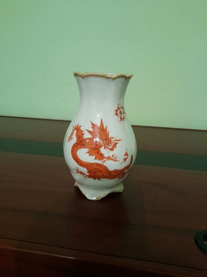 Vase aus Ilmenau von Graf von Henneberg Porzellan in Markkleeberg