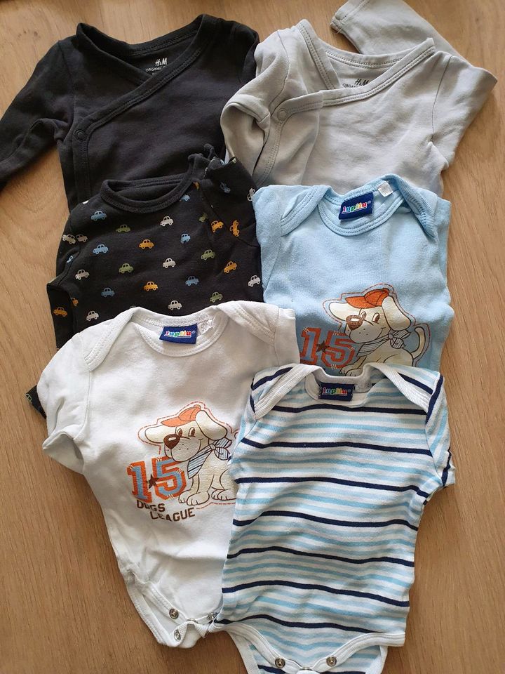 Kinderbekleidung Paket in Größe 50/56 für Junge in Mertloch