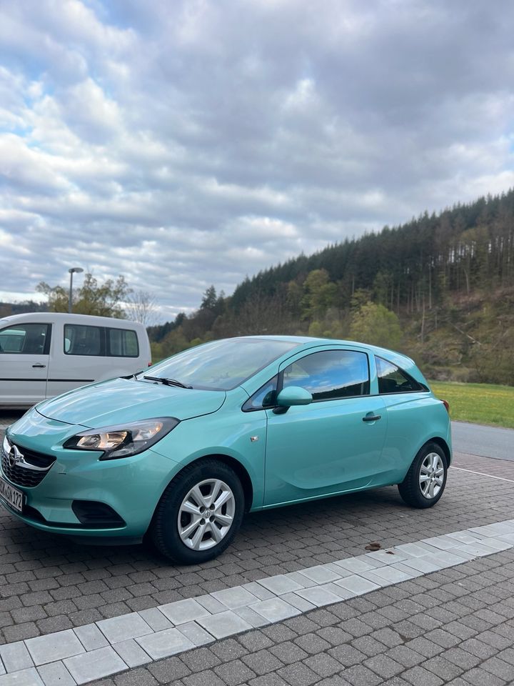 Opel Corsa E 1.2 2015 in Hatzfeld (Eder)